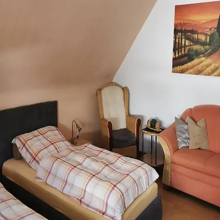 Apartamento Cozy With Private Garden In Nisterau *