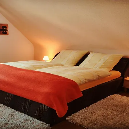 Cozy With Private Garden In Nisterau