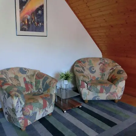 Cozy With Private Garden In Nisterau Apartment *