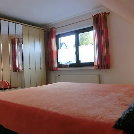 Apartment Cozy With Private Garden In Nisterau