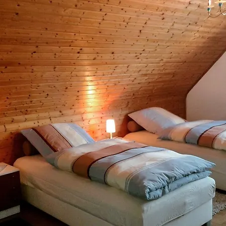Cozy With Private Garden In Nisterau Apartment Lautzenbrucken
