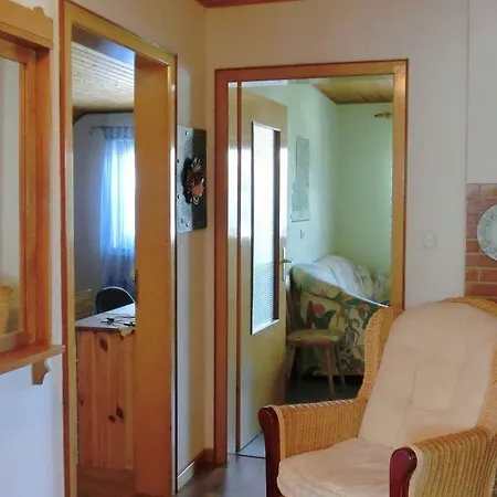 Cozy With Private Garden In Nisterau *
