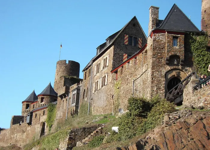 Cozy With Private Garden In Nisterau דירה *