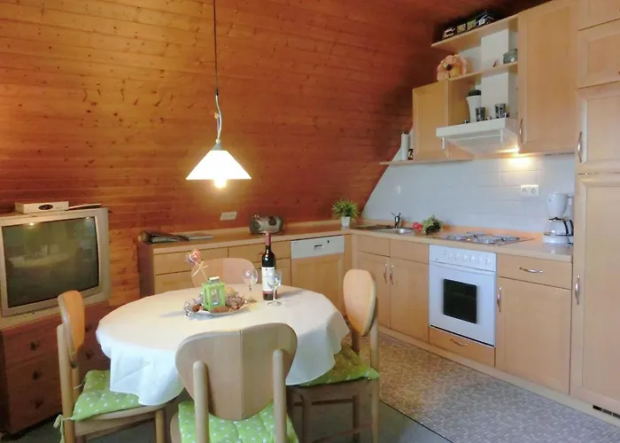 דירה Cozy With Private Garden In Nisterau Lautzenbrücken