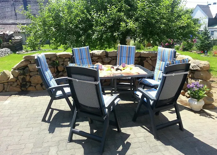 Cozy With Private Garden In Nisterau Lautzenbrücken