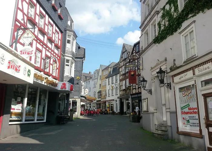 Cozy With Private Garden In Nisterau דירה